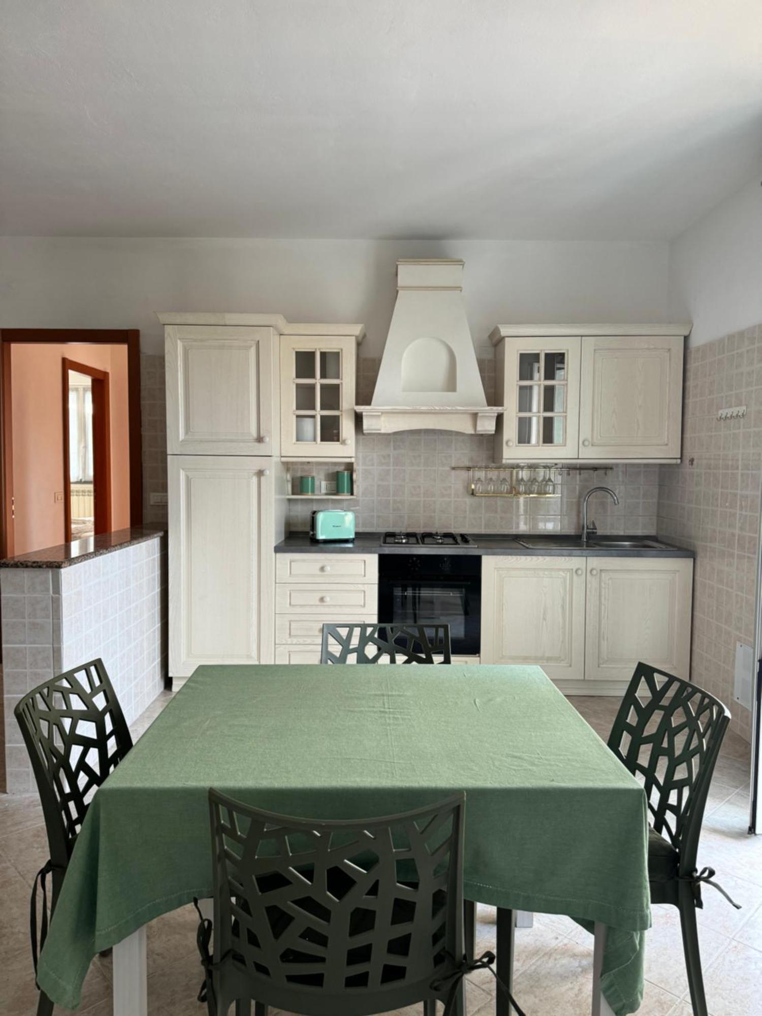 Serravalle Shop&Stay Serravalle Scrivia Eksteriør billede